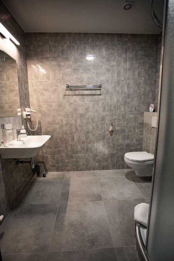 Penzión Poľovník Moldava nad Bodvou Exterior foto